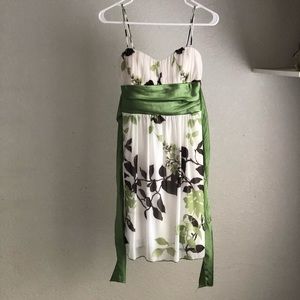 Speechless Spaghetti Strap Knee Length Dress